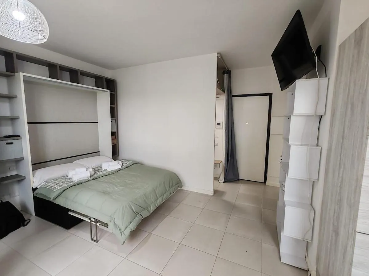 Porta Di Roma Apartment 0*, Rome Italy